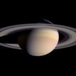 カッシーニによる土星の撮影 （2004年3月27日）wikipedia